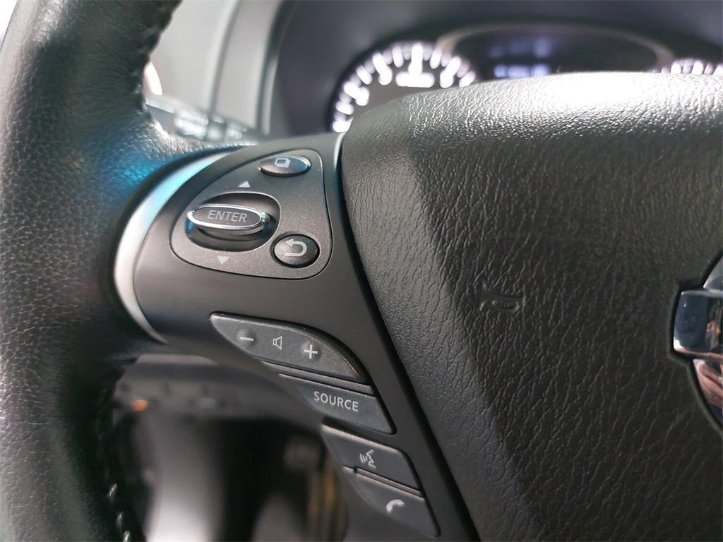 used 2020 Nissan Pathfinder car, priced at $15,500