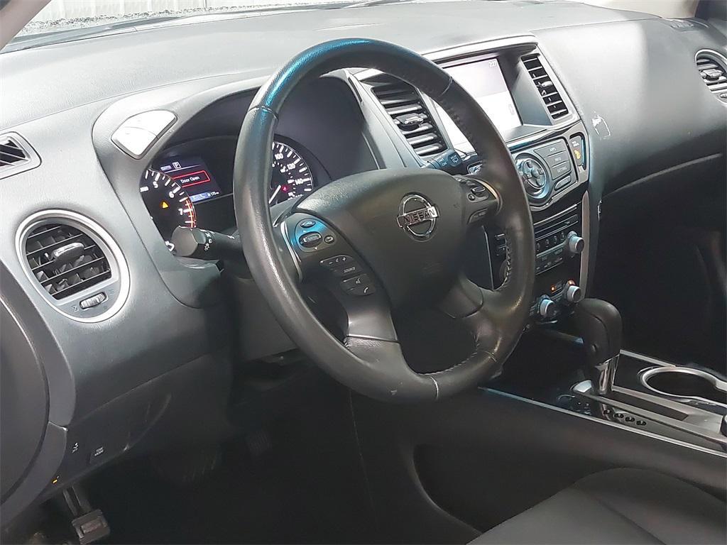 used 2020 Nissan Pathfinder car, priced at $15,500