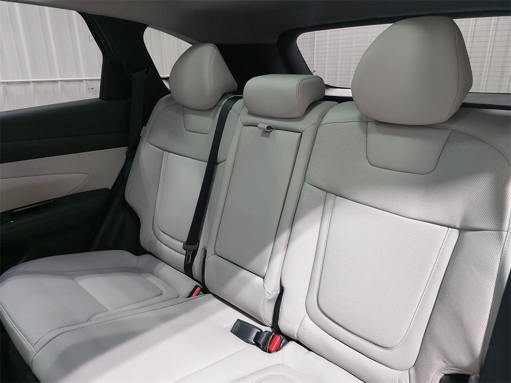 new 2025 Hyundai TUCSON Hybrid car, priced at $41,899