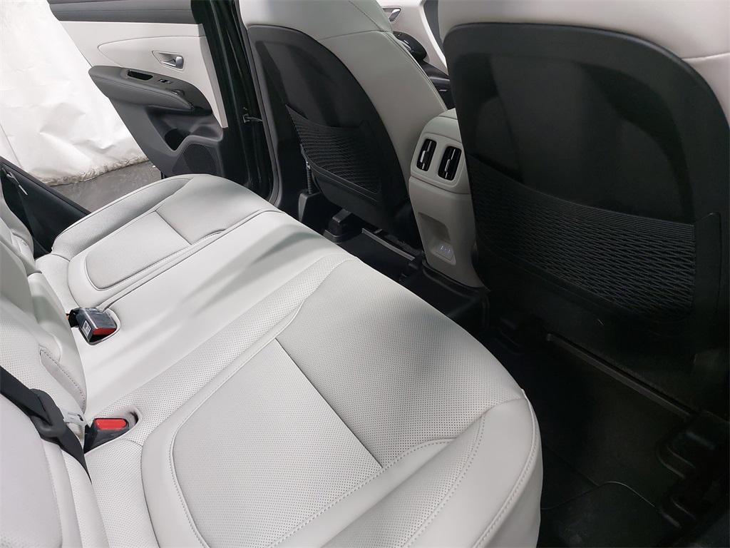 new 2025 Hyundai TUCSON Hybrid car, priced at $41,899