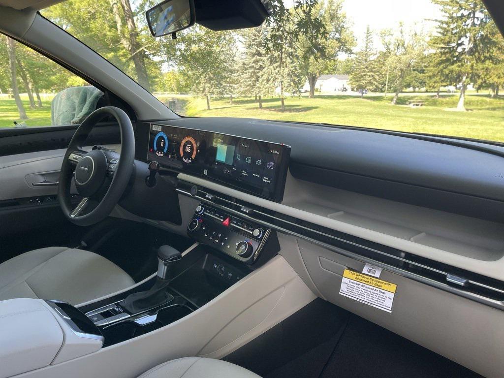 new 2026 Hyundai Tucson car, priced at $33,559
