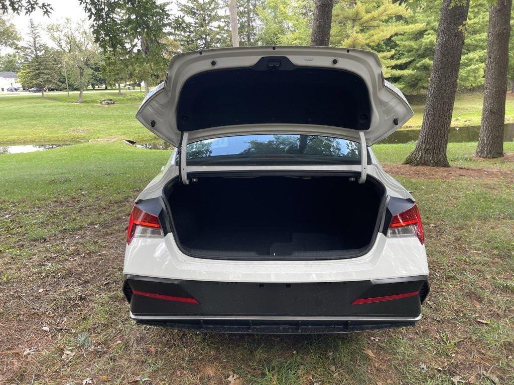new 2025 Hyundai Elantra car, priced at $27,999