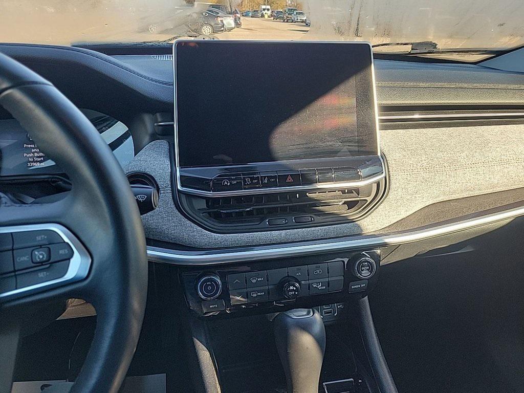 used 2022 Jeep Compass car, priced at $22,000