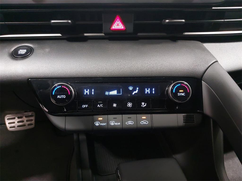 new 2025 Hyundai Elantra car, priced at $22,799