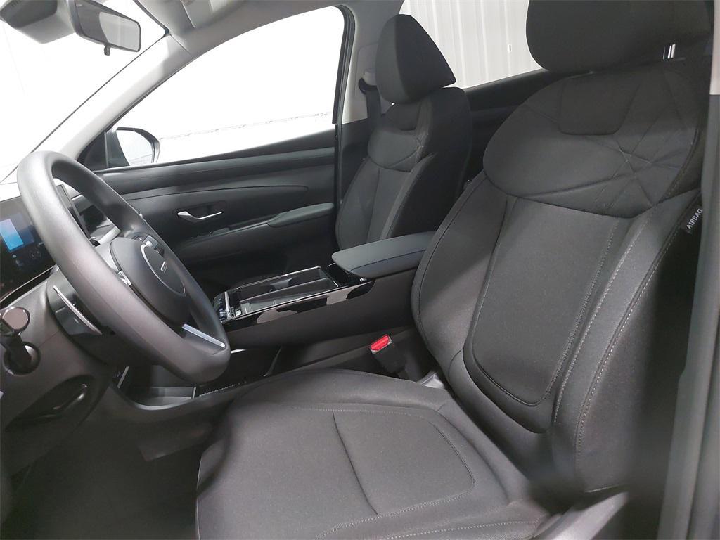 new 2025 Hyundai TUCSON Hybrid car, priced at $34,699