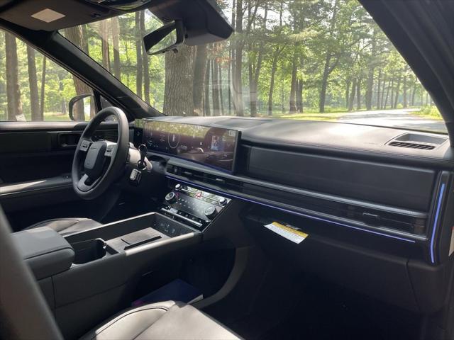 new 2025 Hyundai SANTA FE HEV car, priced at $50,699