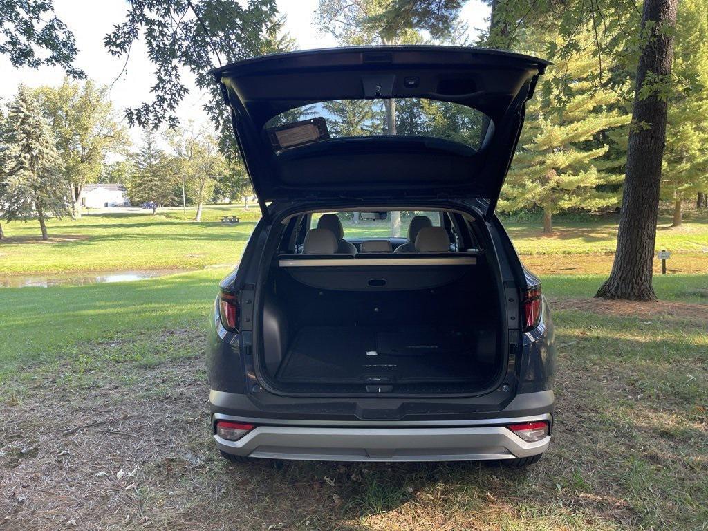 new 2026 Hyundai Tucson car, priced at $33,699