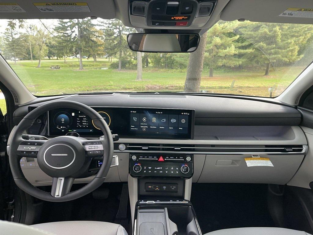 new 2025 Hyundai TUCSON Hybrid car, priced at $40,999