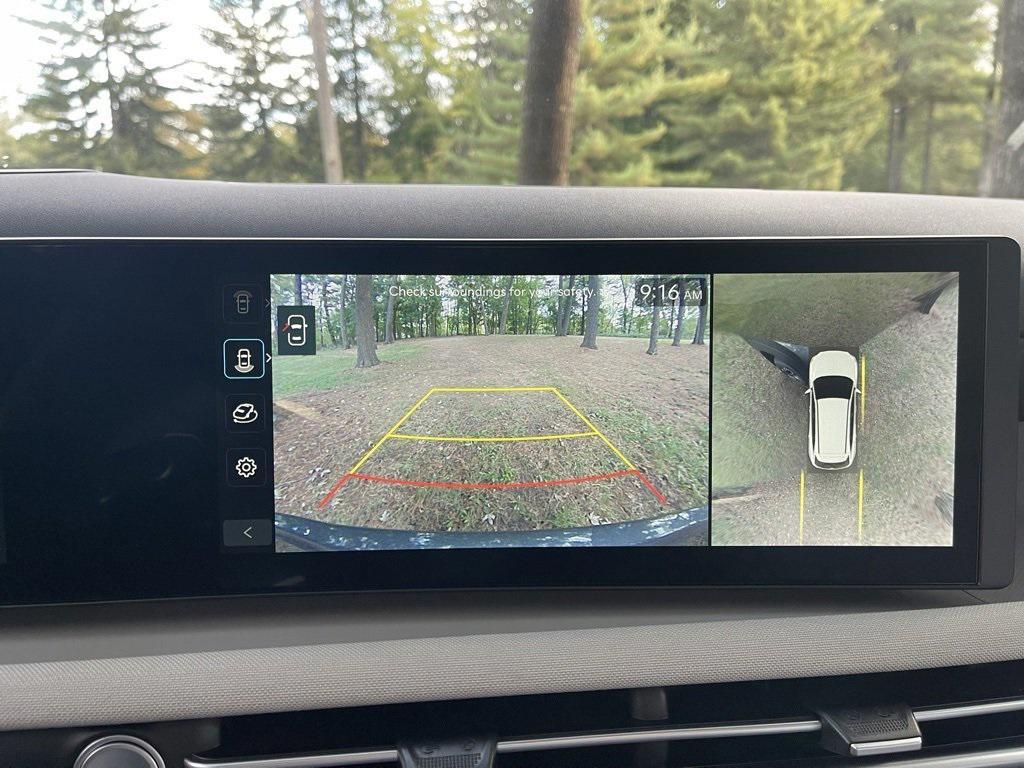 new 2025 Hyundai TUCSON Hybrid car, priced at $40,999