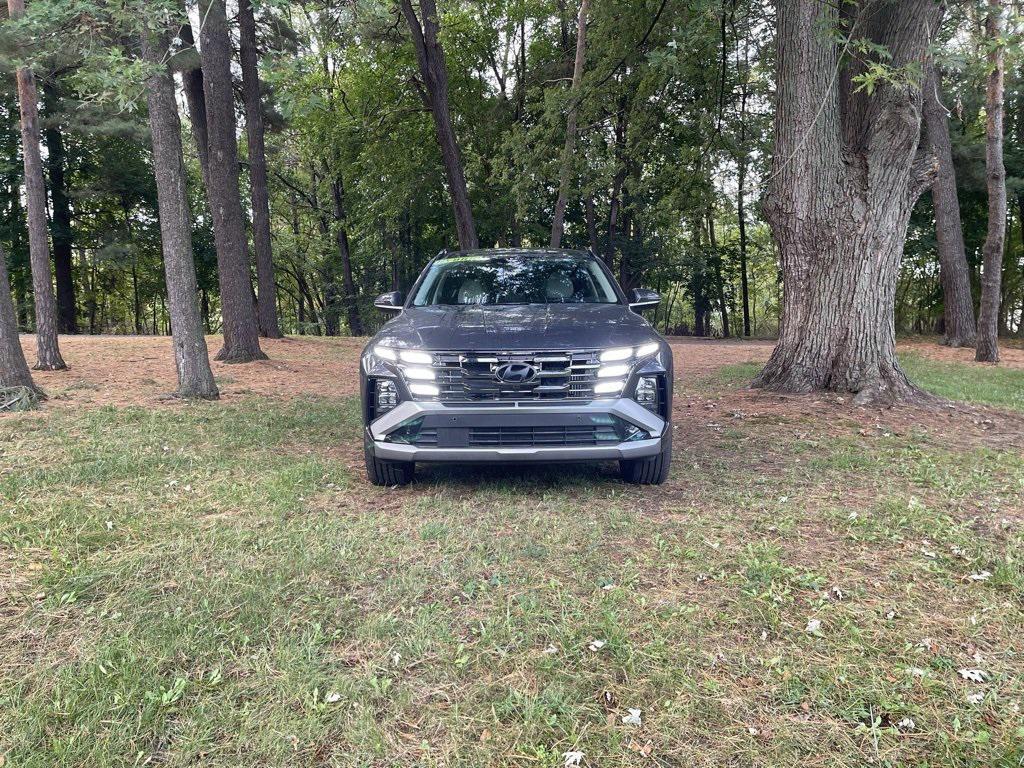 new 2025 Hyundai TUCSON Hybrid car, priced at $40,999