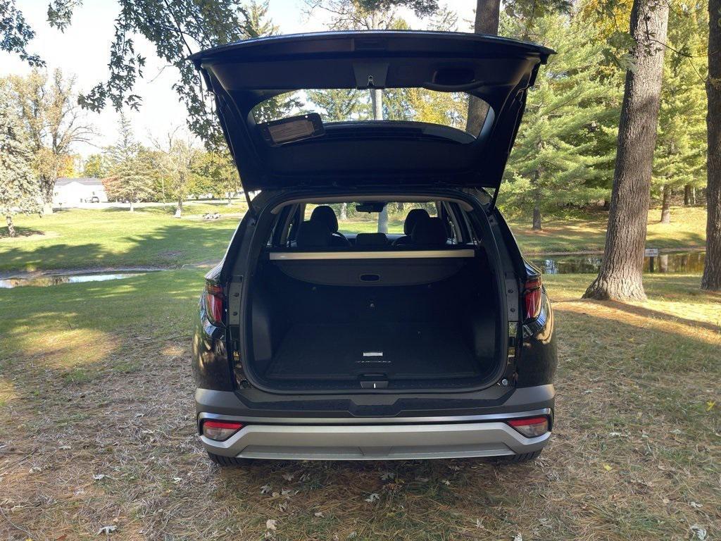 new 2026 Hyundai Tucson car, priced at $32,239