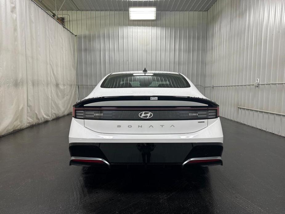new 2024 Hyundai Sonata Hybrid car, priced at $31,998