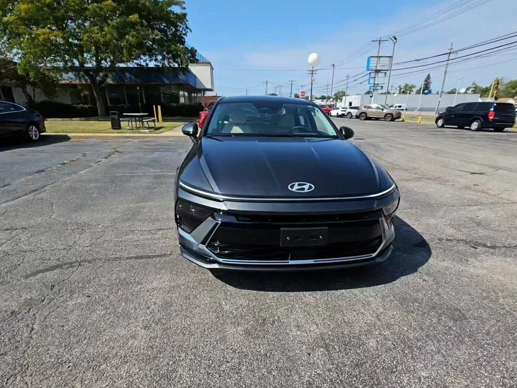 used 2025 Hyundai Sonata car, priced at $23,000