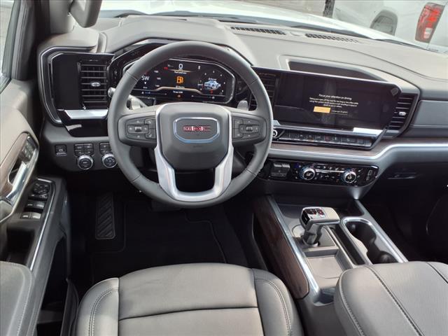 new 2025 GMC Sierra 1500 car, priced at $54,715