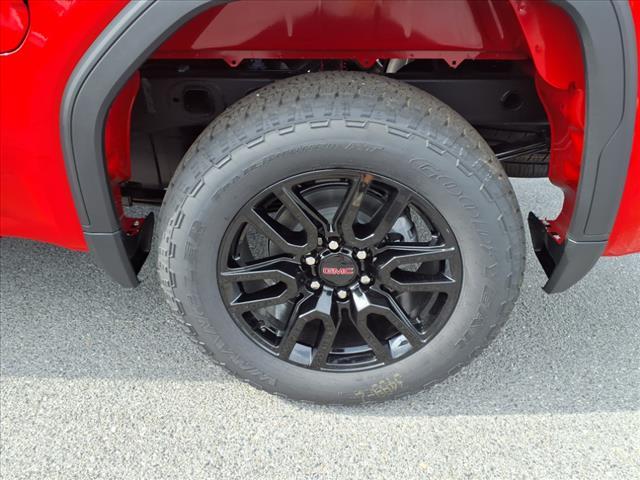 new 2025 GMC Sierra 1500 car, priced at $48,655