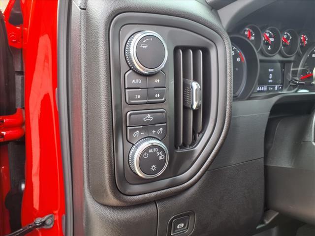 new 2025 GMC Sierra 1500 car, priced at $48,655