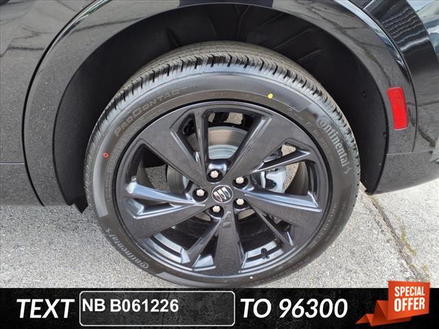 new 2025 Buick Envision car, priced at $39,735