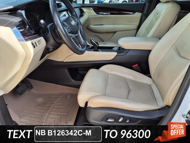 used 2017 Cadillac XT5 car, priced at $21,356