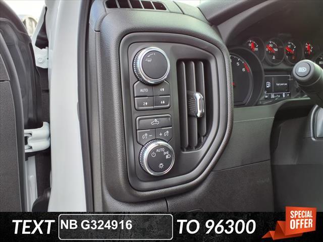 new 2025 GMC Sierra 1500 car, priced at $45,235