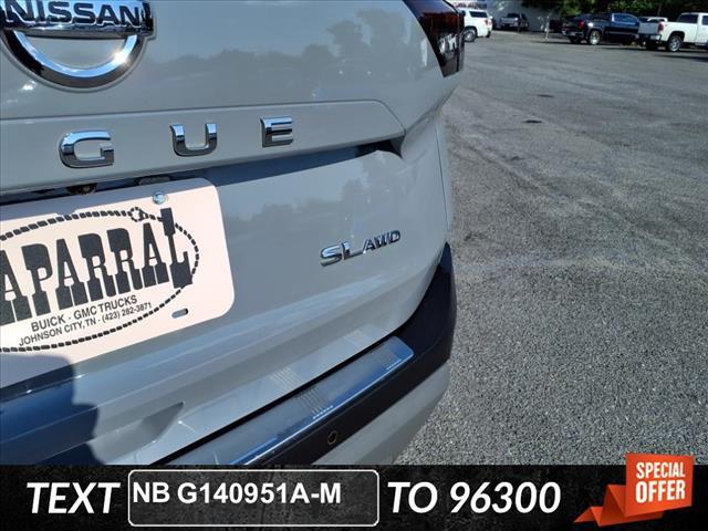 used 2021 Nissan Rogue car, priced at $24,402