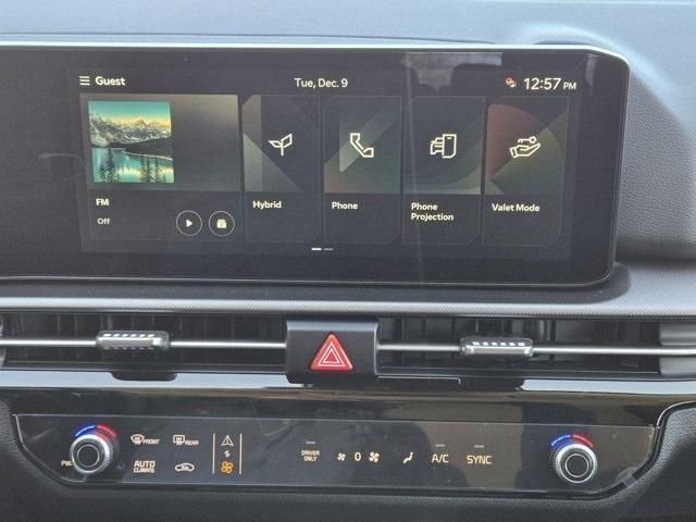 new 2026 Kia Sportage Hybrid car, priced at $35,235