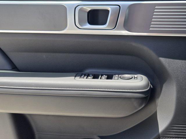 new 2025 Hyundai Santa Fe car, priced at $39,729