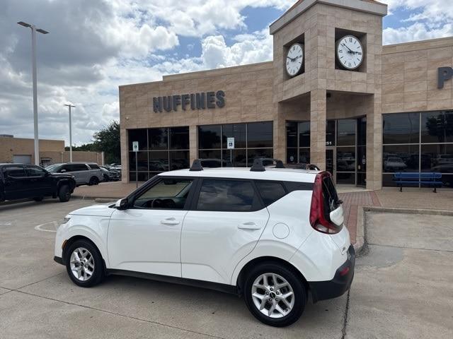 used 2022 Kia Soul car, priced at $17,991