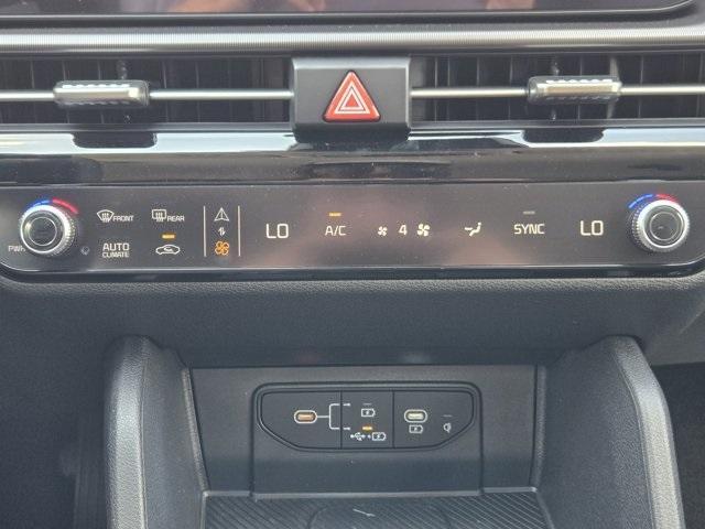 new 2026 Kia Sportage car, priced at $33,005