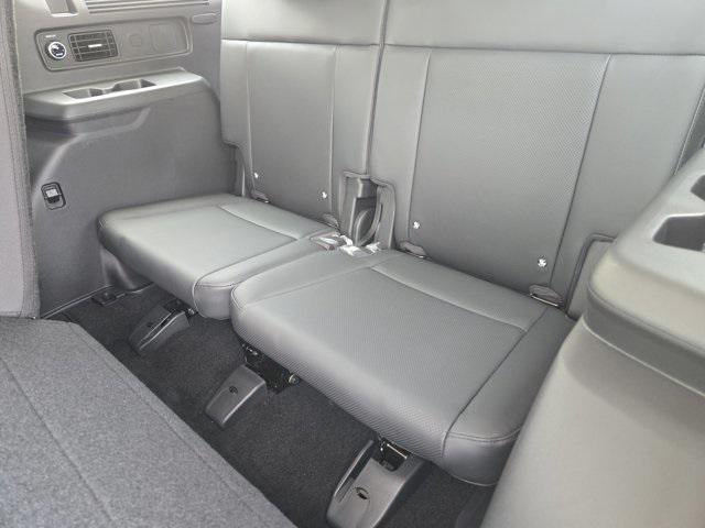 new 2025 Hyundai SANTA FE HEV car, priced at $40,199