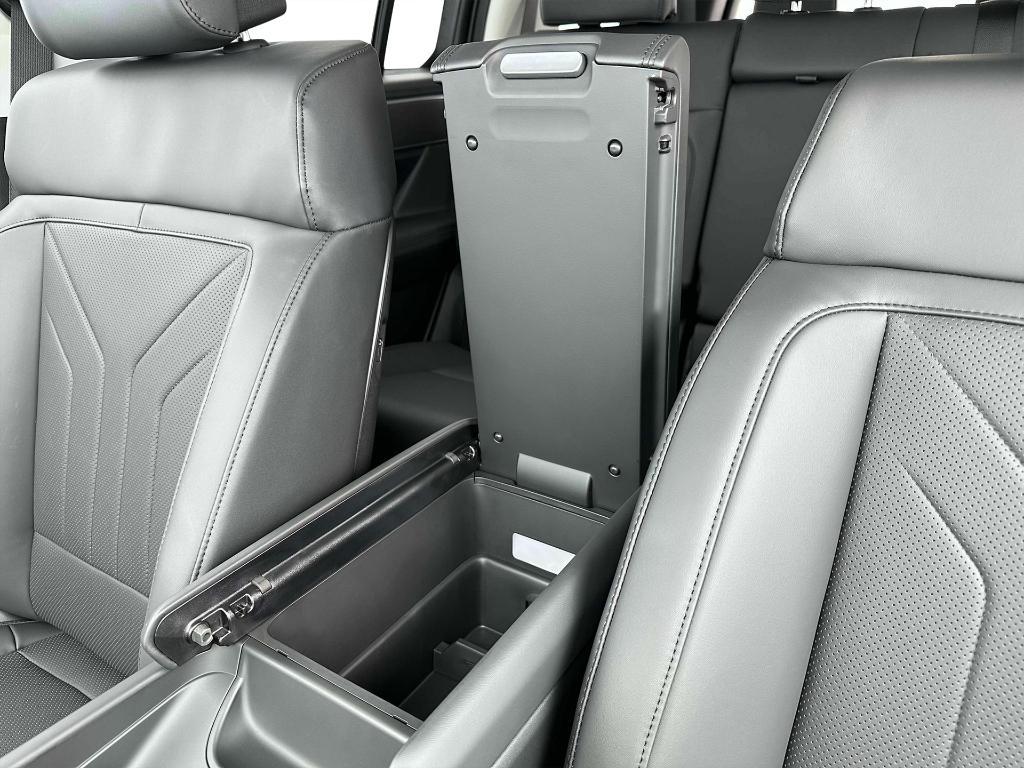 new 2025 Hyundai SANTA FE HEV car, priced at $40,199
