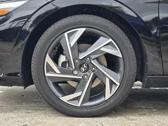 used 2025 Hyundai ELANTRA HEV car, priced at $27,980