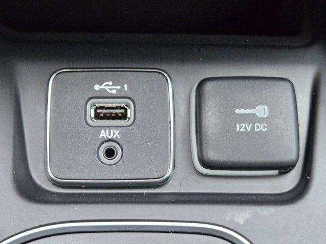 used 2022 Jeep Cherokee car, priced at $19,991
