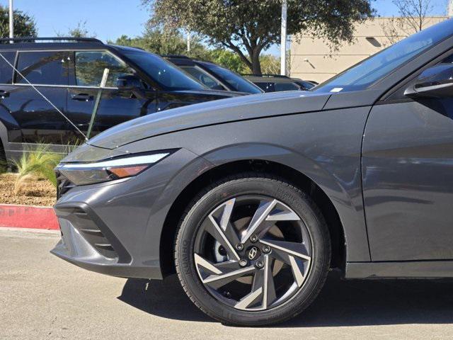 new 2025 Hyundai Elantra car, priced at $24,685