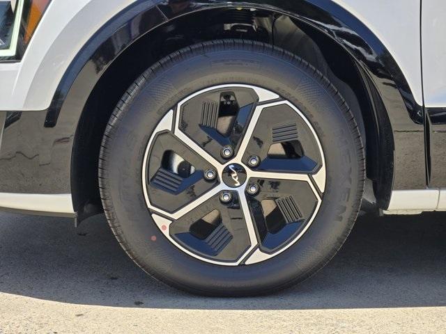 new 2025 Kia Niro car, priced at $35,305
