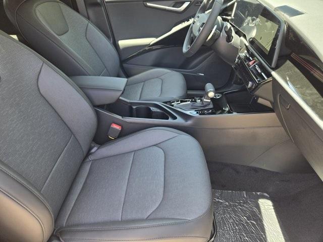 new 2025 Kia Niro car, priced at $35,305