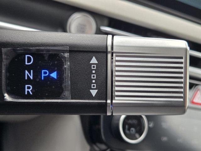 new 2025 Hyundai TUCSON Hybrid car, priced at $38,465
