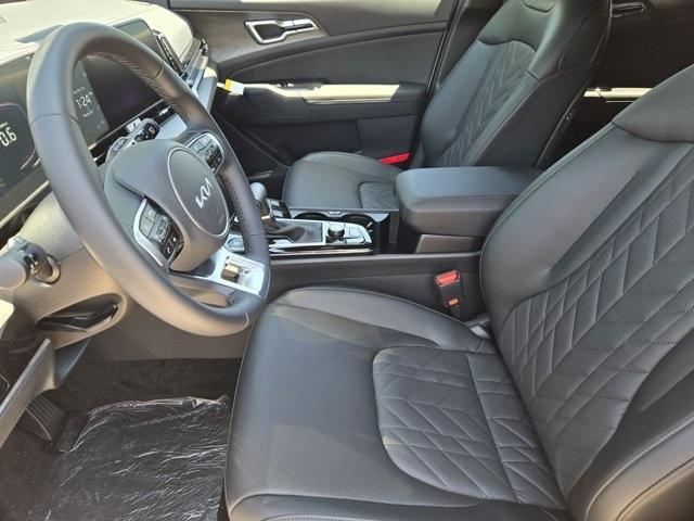 new 2025 Kia Sportage car, priced at $35,880