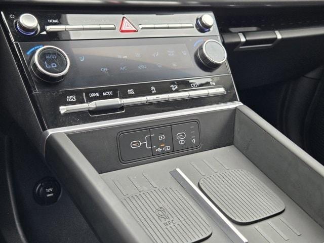 used 2024 Hyundai Santa Fe car, priced at $35,165