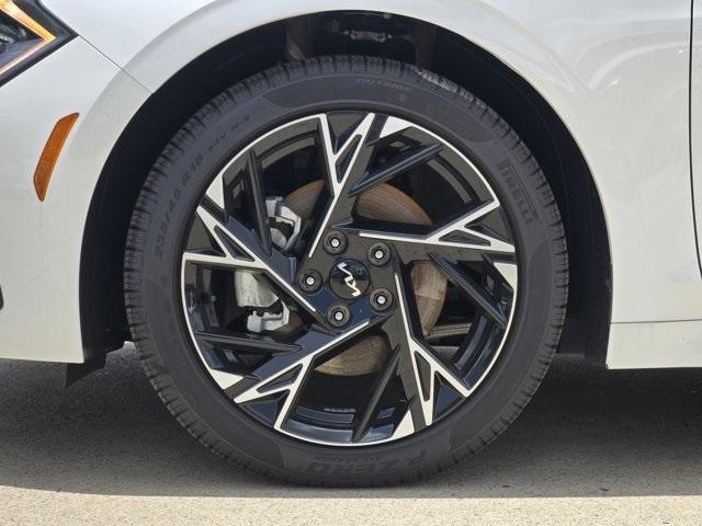 new 2025 Kia K5 car, priced at $31,596