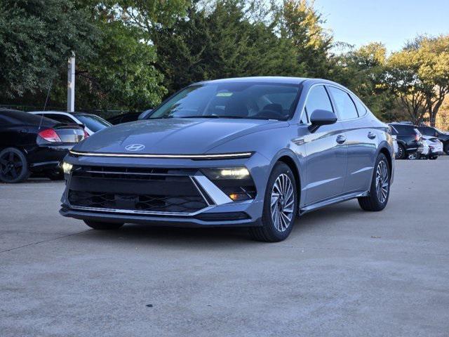 new 2025 Hyundai Sonata Hybrid car, priced at $32,150