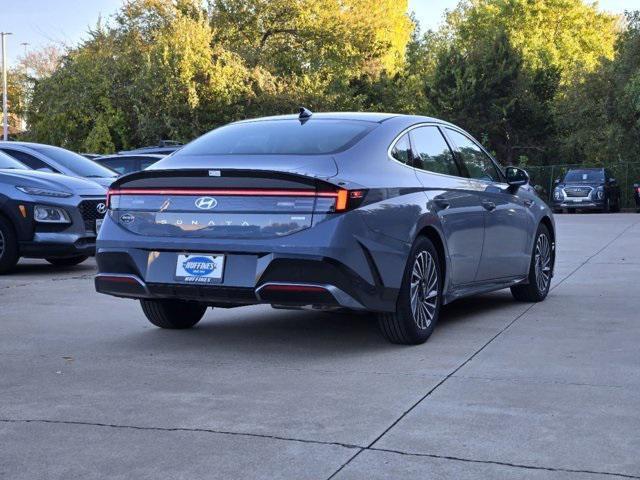 new 2025 Hyundai Sonata Hybrid car, priced at $32,150