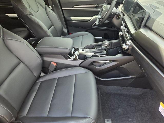 new 2025 Kia Telluride car, priced at $38,380