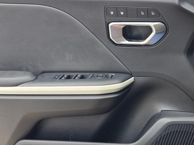 new 2025 Kia K4 car, priced at $28,544