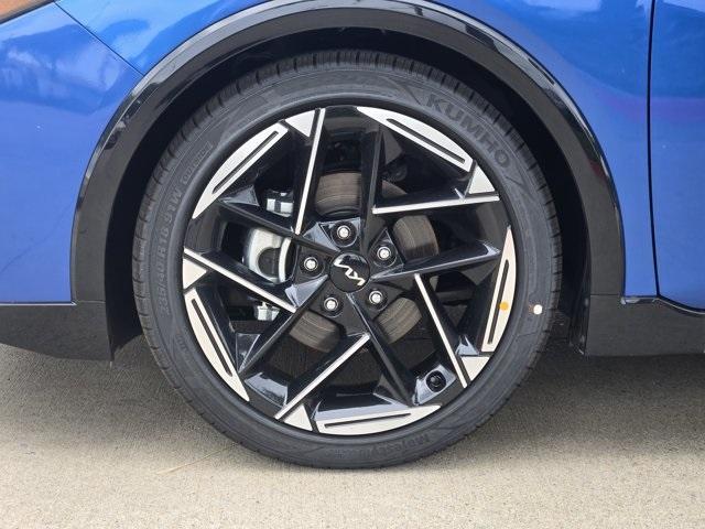 new 2025 Kia K4 car, priced at $28,544