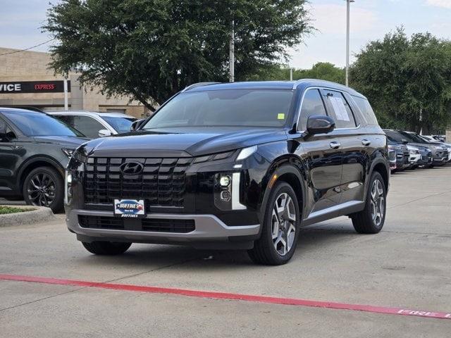 used 2025 Hyundai Palisade car, priced at $40,991