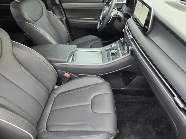 used 2025 Hyundai Palisade car, priced at $40,991