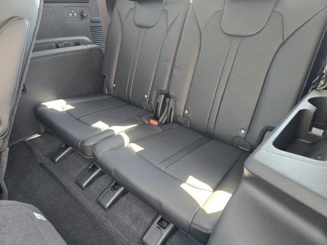 new 2025 Kia Sorento car, priced at $41,966