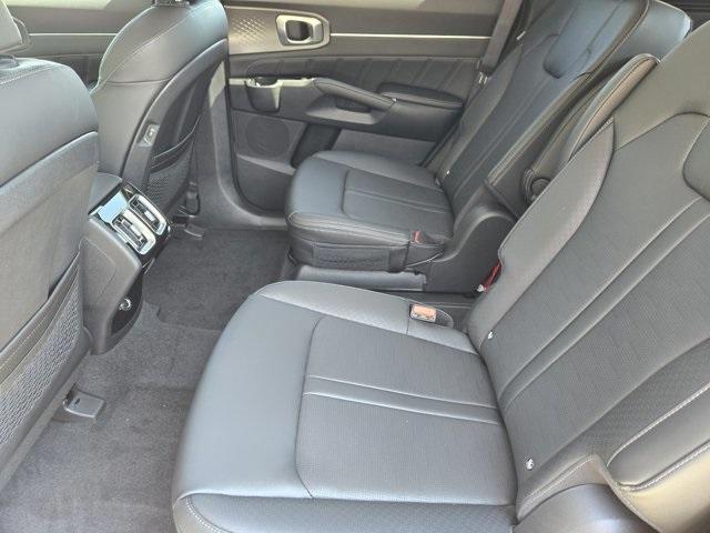 new 2025 Kia Sorento car, priced at $41,966