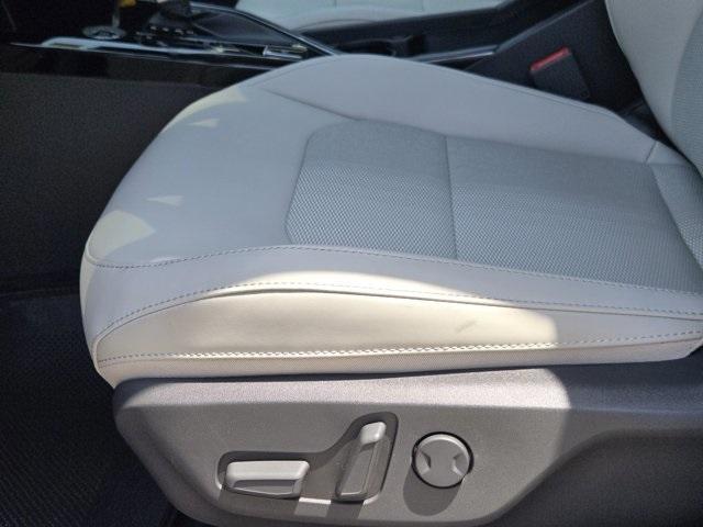 new 2025 Kia Niro car, priced at $33,916