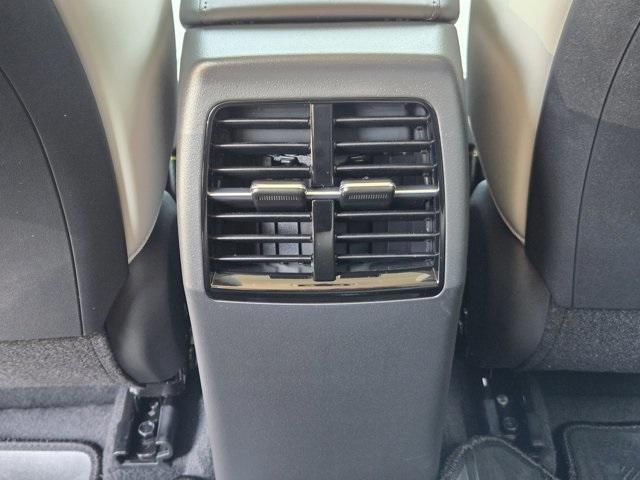 new 2025 Kia Niro car, priced at $33,916